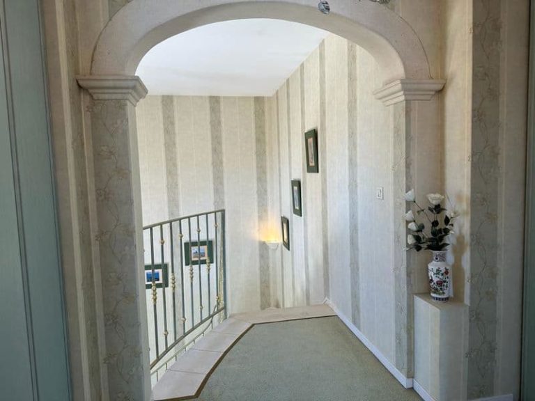 Belles prestations et finitions dans une belle maison à Lescar