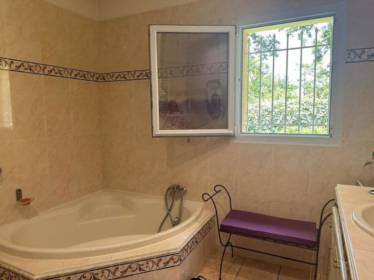 Salle de bain haut de gamme à Lescar (64)