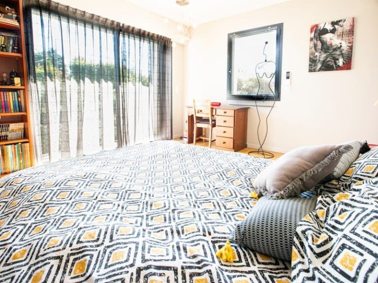 AIP1067-villa-architecte-chambre-lumineuse