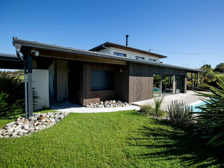 Jardin d'une villa d'architecte à Pau (64)